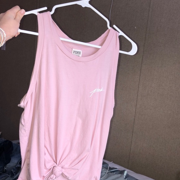 baby pink tank-top (cropped) tied in front - Picture 1 of 4